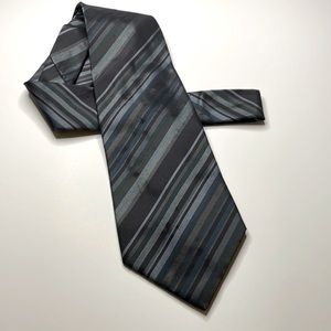 Banana Republic 100% Silk Tie Made in Italy